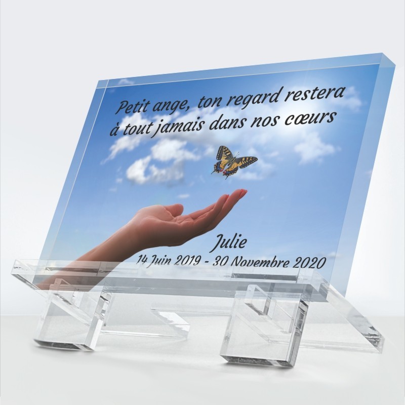 Plaque funéraire Papillon du Ciel en plexiglas 10 mm avec papillon et ciel lumineux — hommage éternel