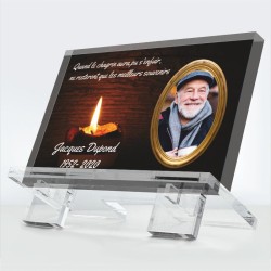 Plaque funéraire – Mémoire éclairée avec bougie et photo encadrée