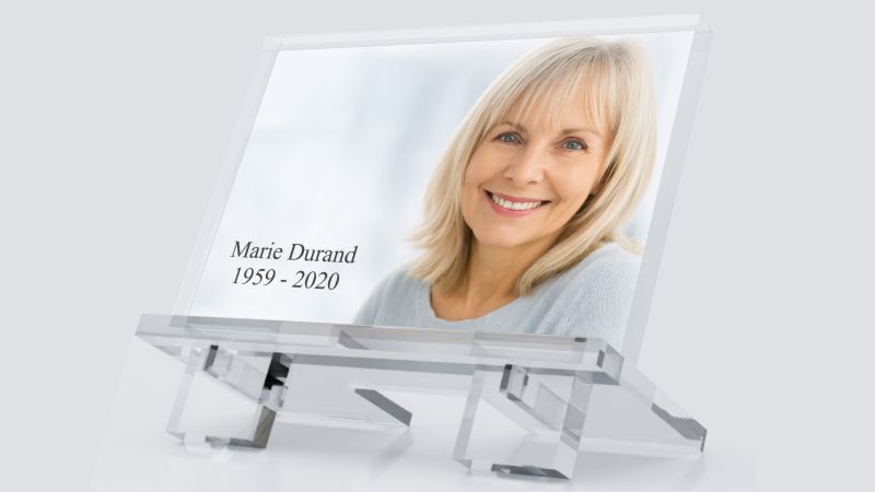 plaque funéraire photo personnalisée en plexiglas